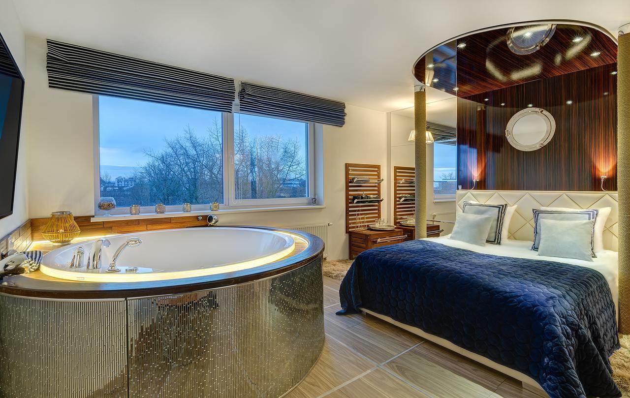 June Street Spa Apartments Vilnius Eksteriør billede