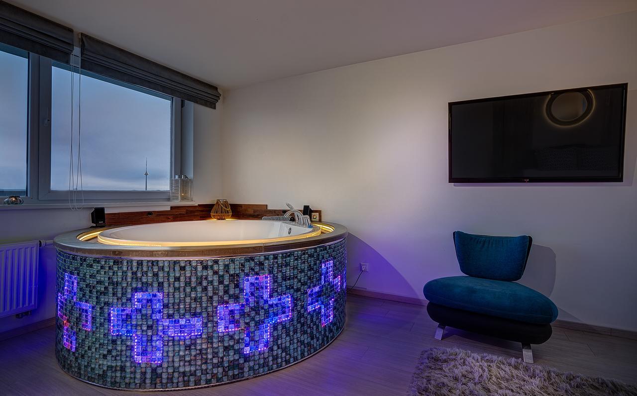 June Street Spa Apartments Vilnius Eksteriør billede